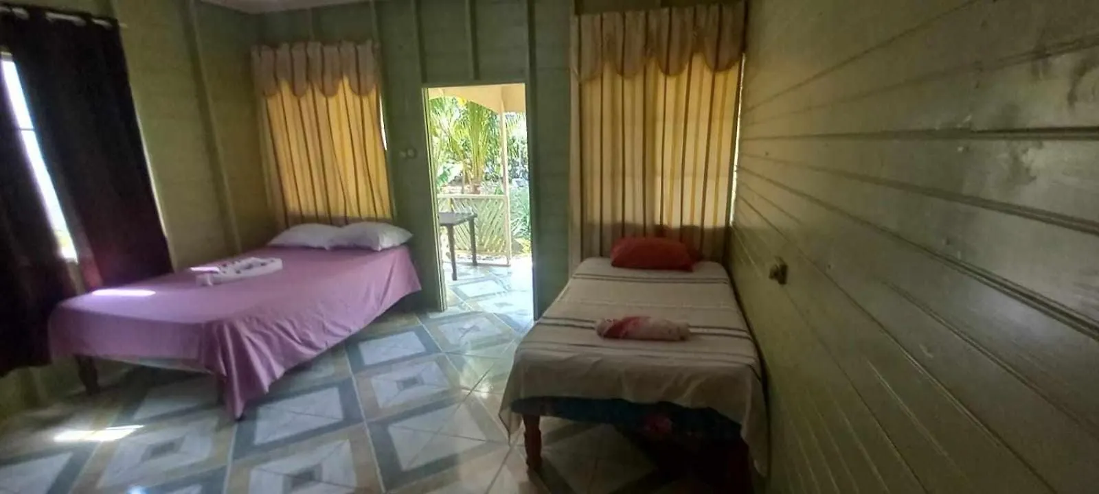 T&T - Tatty And Tony Guesthouse Negril